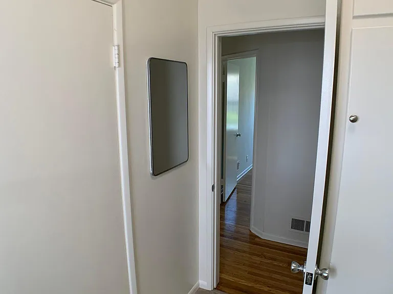 1526 Dixon St — Photo 26