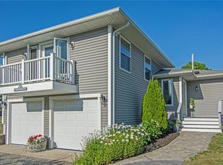 11 Scallop Shell Rd, Narragansett, RI 02882