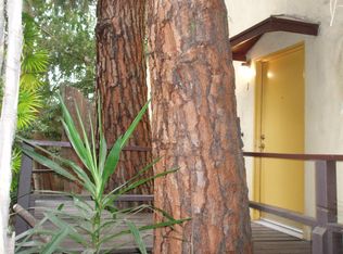 929 E Mariposa St APT 1, Altadena, CA 91001
