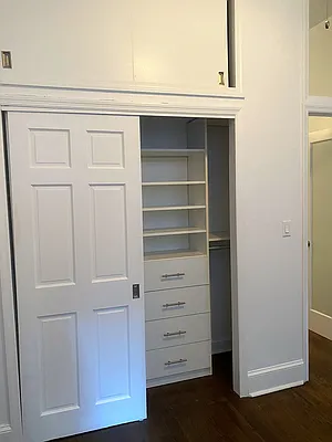 Rented by Buchbinder & Warren | media 36