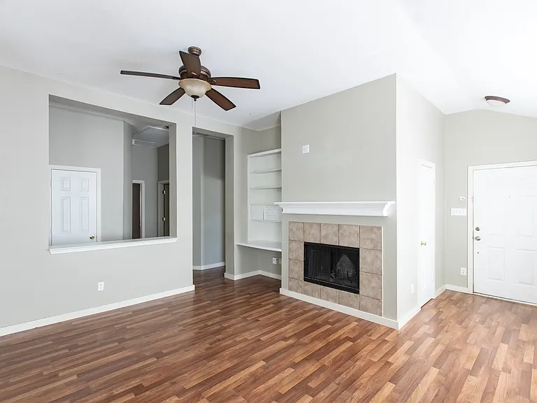9005 Boone Dr — Photo 22