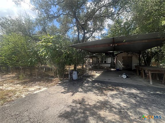 5th image of 542/558 Flintstone Dr