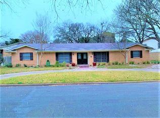412 Brookwood Dr, Woodway, TX 76712