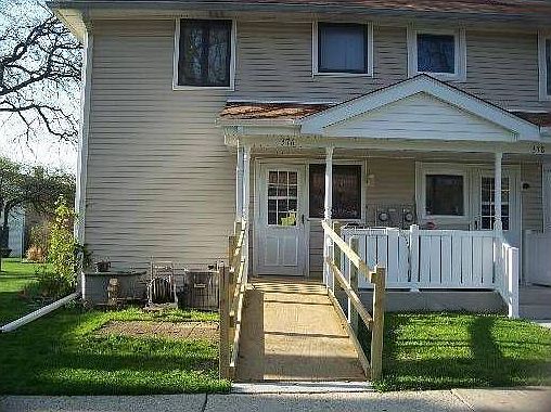 1st image of 376 Dogwood St