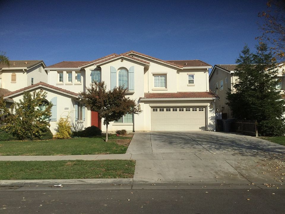 2nd image of 3556 San Augustine Ave