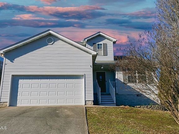 2nd image of 4219 Peacock Ln
