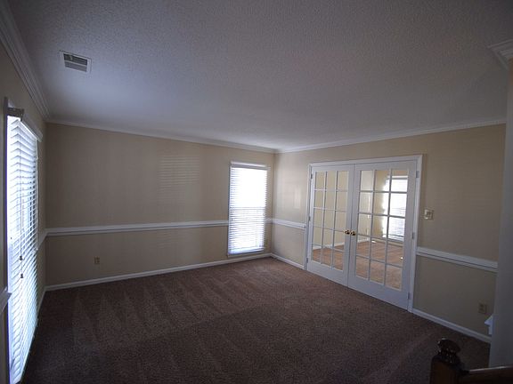 3rd image of 7208 Amarillo Dr