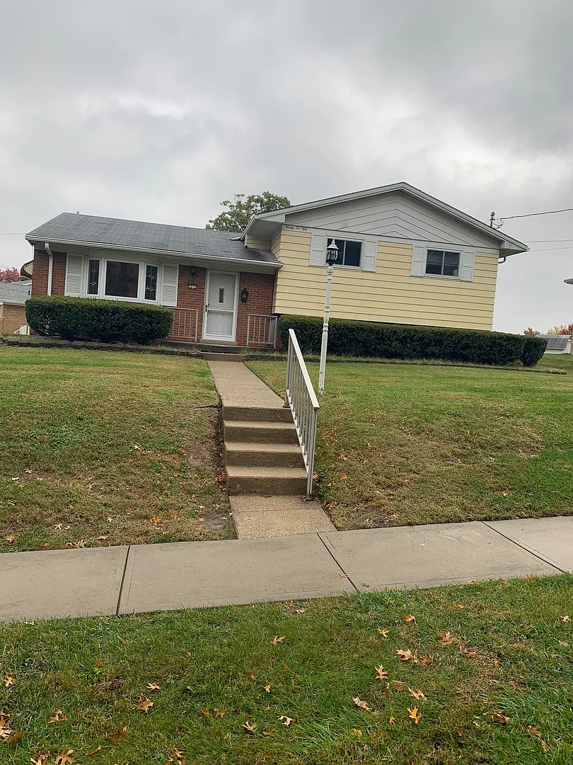 2250 Townsend Rd photo 1