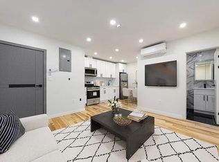 29 Park St #3F, Brooklyn, NY 11206