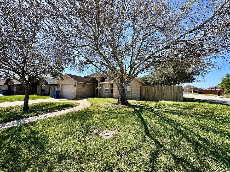 1st image of 822 Daffodil Dr