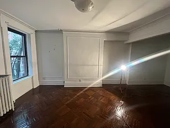 Rented by Green Line Realty