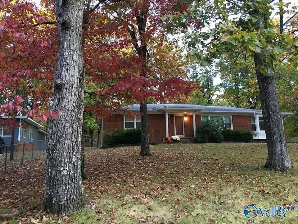 1st image of 3515 Hutchens Ave SE