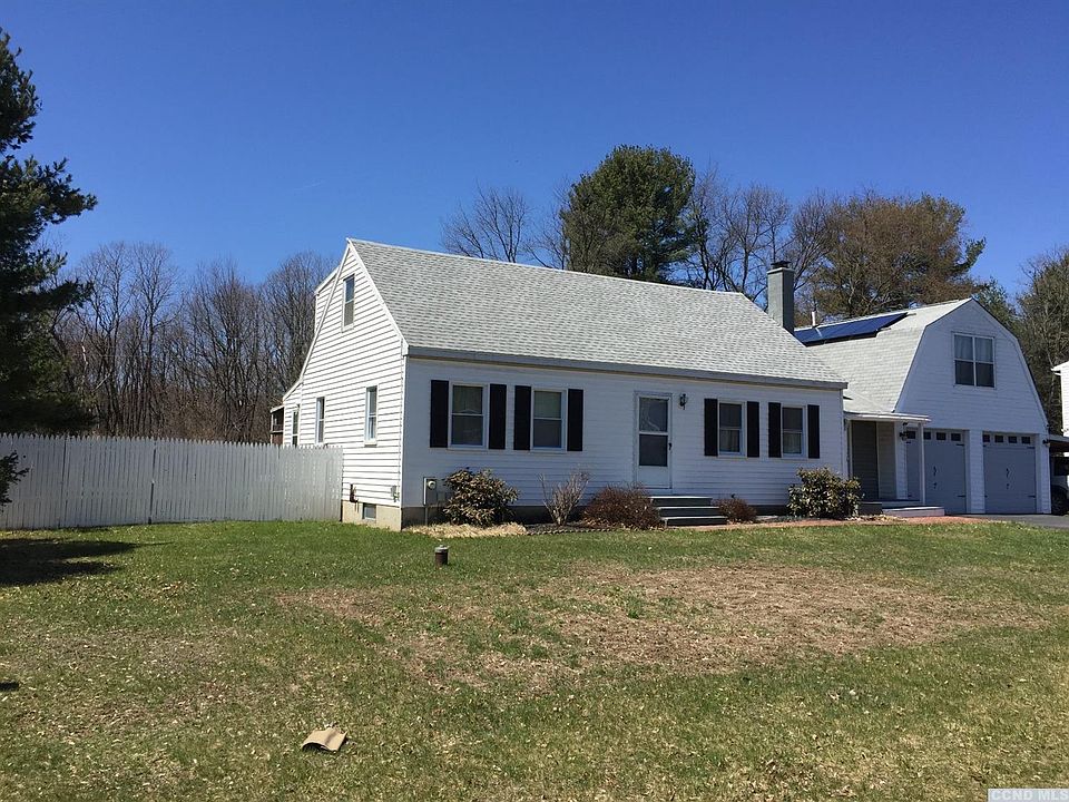 1st image of 39 Evelyn Dr