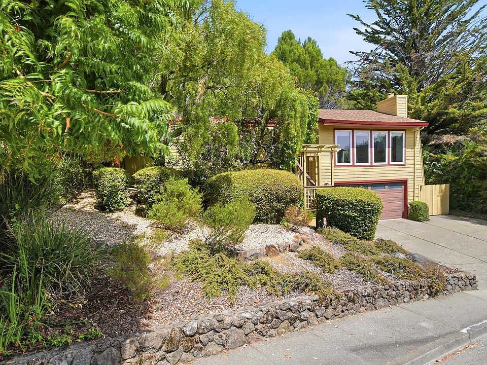 1st image of 10 Viscaino Way