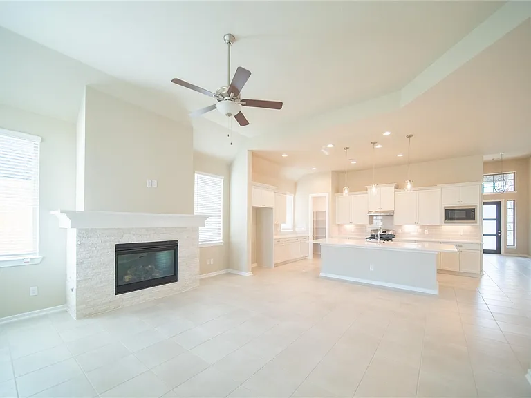 6007 Painted Plains Ln — Photo 10
