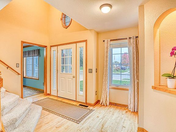 2nd image of 2642 Great Forest Dr
