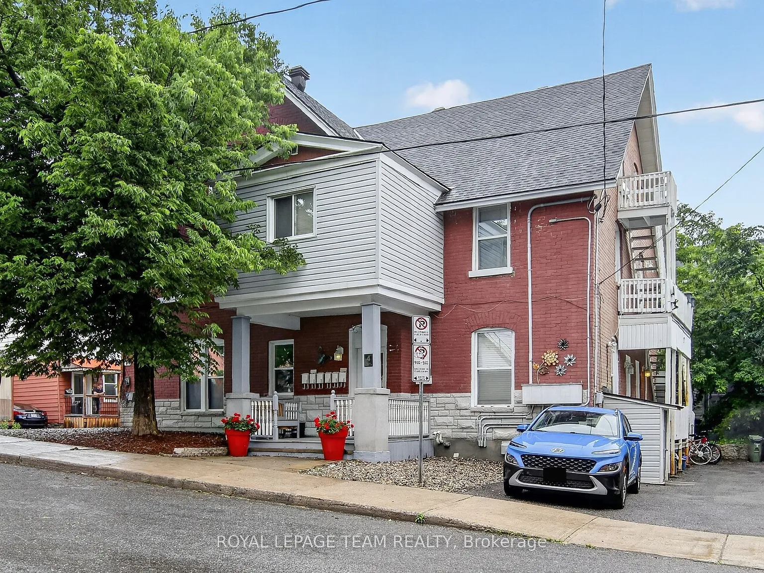2 bed, $2,000 — Photo 2