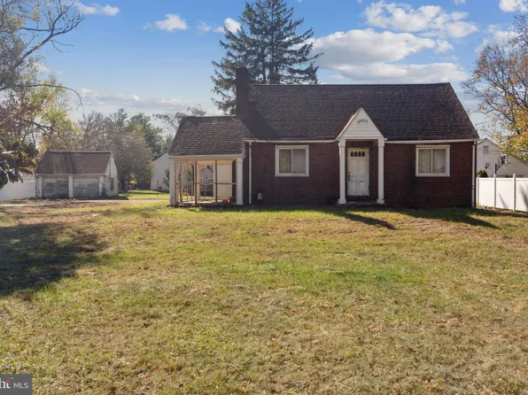 6005 Old Branch Ave, Temple Hills, MD 20748