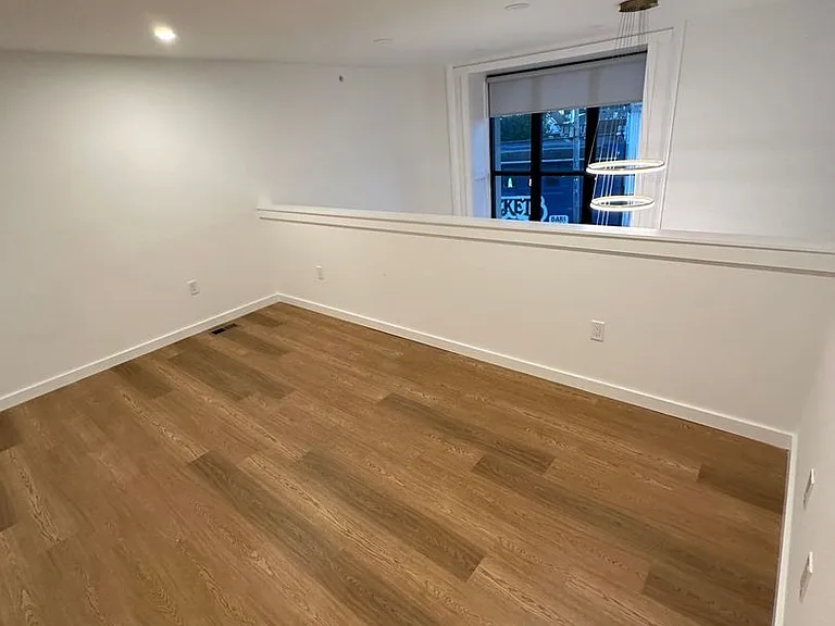 400 York Rd #207 — Photo 7