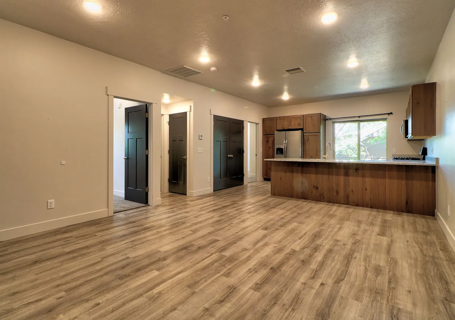 2 Bedroom 2 Bathroom Condo Downtown Heber Utah! — Photo 4