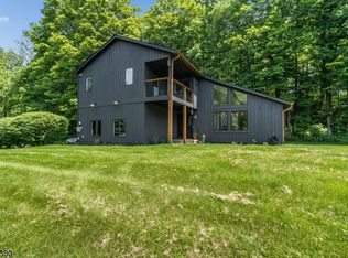 80 Stillwater Rd, Hardwick, NJ 07825