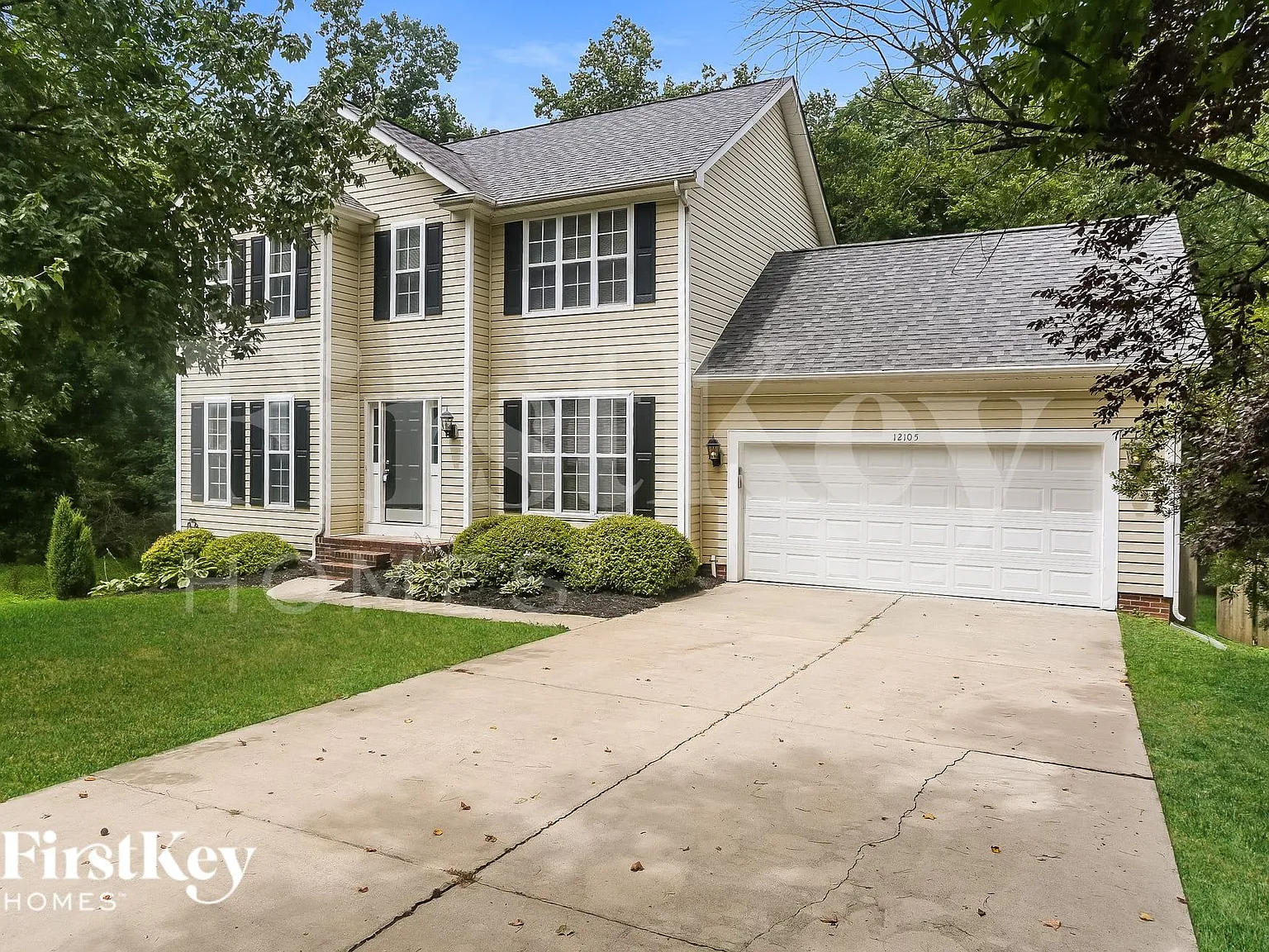 4 bed, 2.5 bath, 2666 sqft, $2,780 — Photo 2