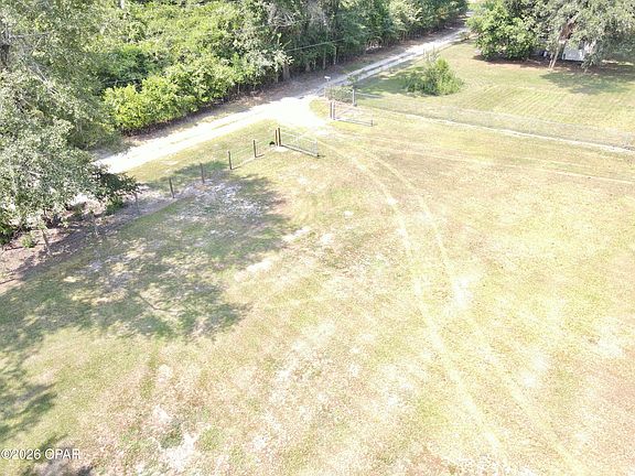 4th image of 3210 Hughes Ln