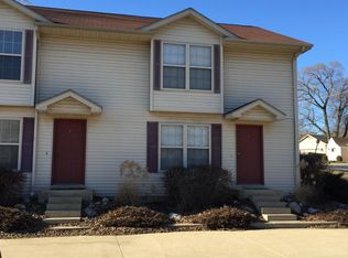 407 Franklin St APT 3, Mahomet, IL