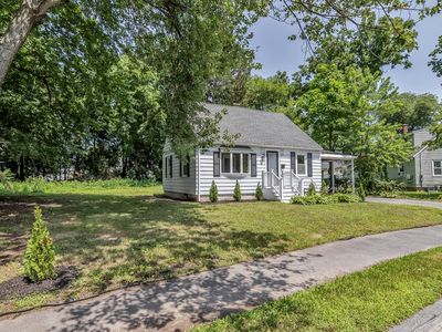 16 Beaconsfield St, Lawrence, MA, 01843