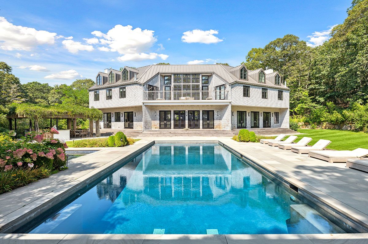 68 Fresh Pond Rd, Amagansett, NY 11930 Out East