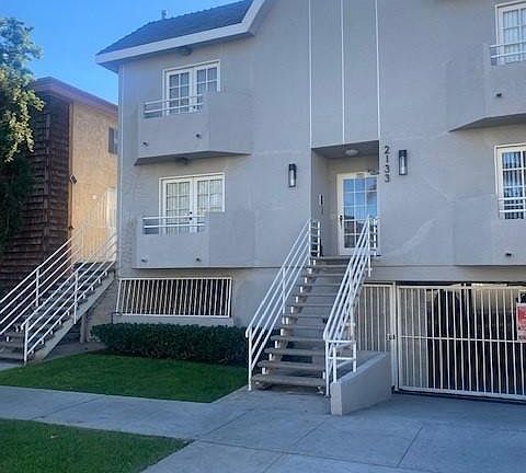 2nd image of 2133 S Bentley Ave