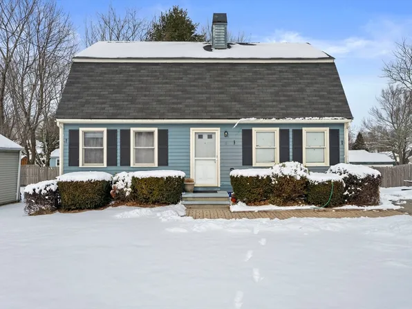 6 Florence St, Bellingham, MA 02019
