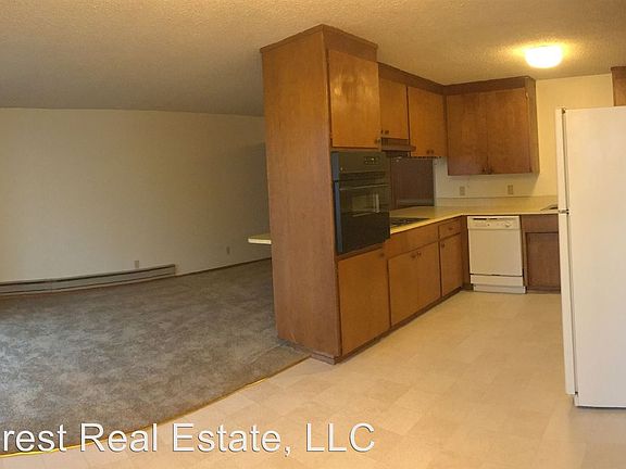 3rd image of 909 6th Ave N APT 16