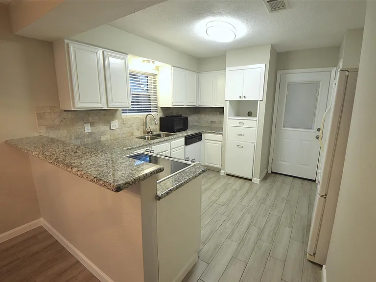 4903 Algernon Dr — Photo 8