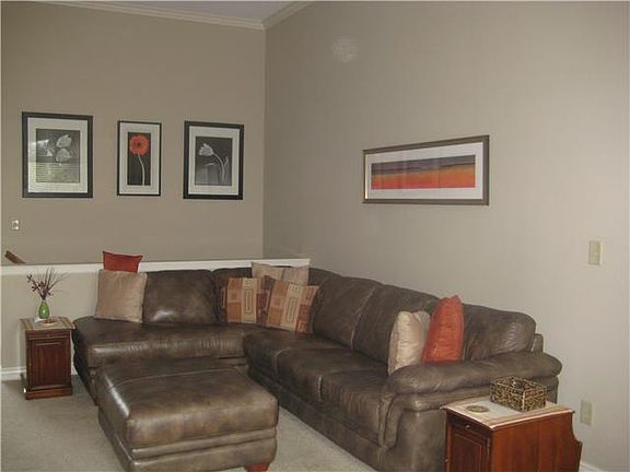 3rd image of 6704 Proctor Ave