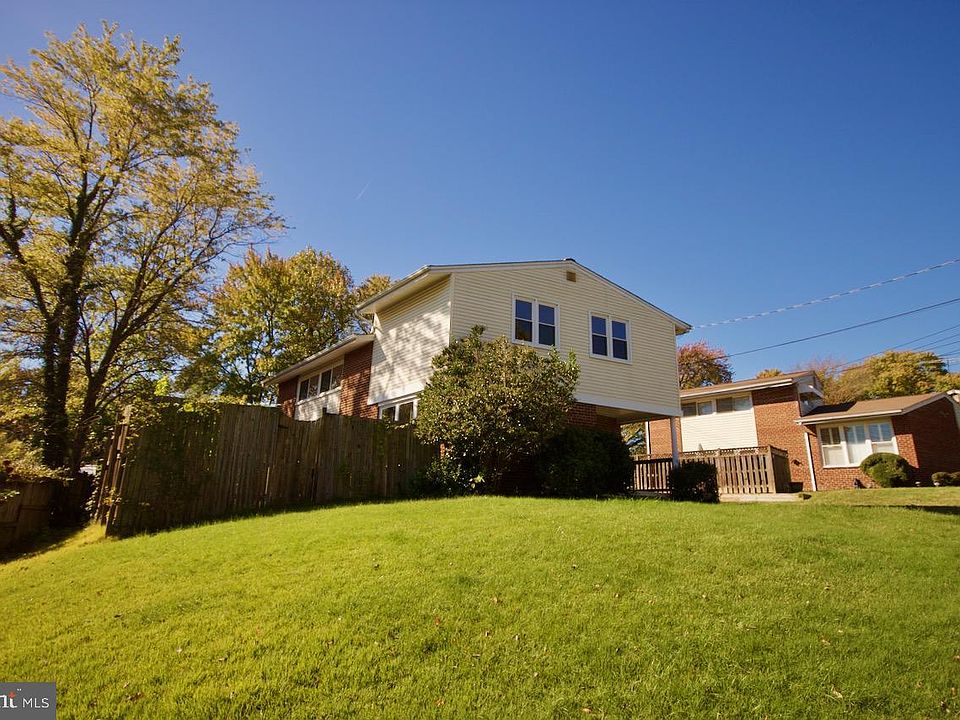 1st image of 6321 Phyllis Ln