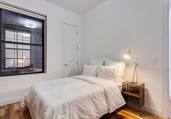 3rd image of 60 Herkimer St #2