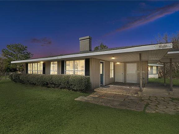 3rd image of 43185 Lantana Dr