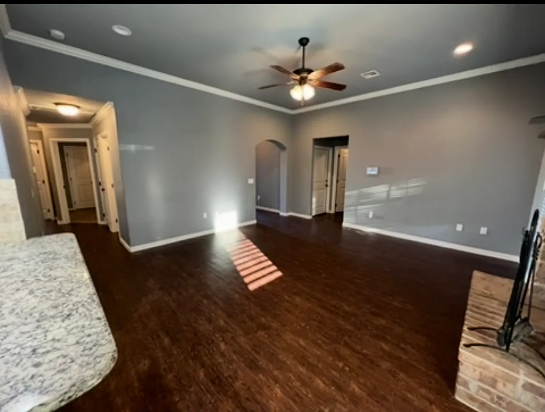 4 bed, 1528 sqft, $1,750 — Photo 3