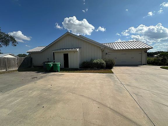 Extra parking/ Basketball 
