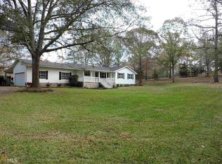 1553 J D Walton Rd, Newnan, GA 30263