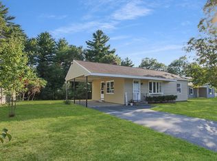 105 Ferry St, Hudson, NH 03051
