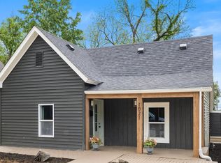 1021 W 7th St, Bloomington, IN