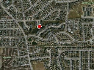 1434 Walnut Hill Ave, St Charles, IL 60174