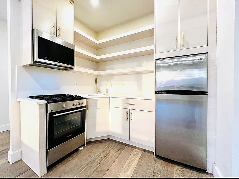 1834 Nostrand Ave #4C — Photo 5