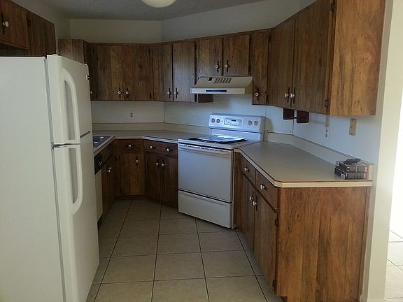 5th image of 13 Empress Ln #B