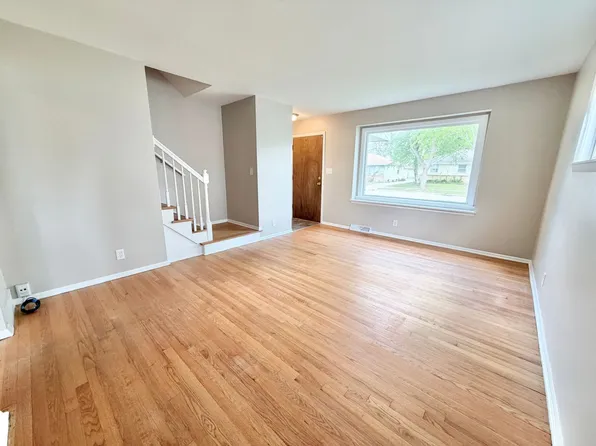 6919-6921 W Brentwood Ave E, Milwaukee, WI 53223