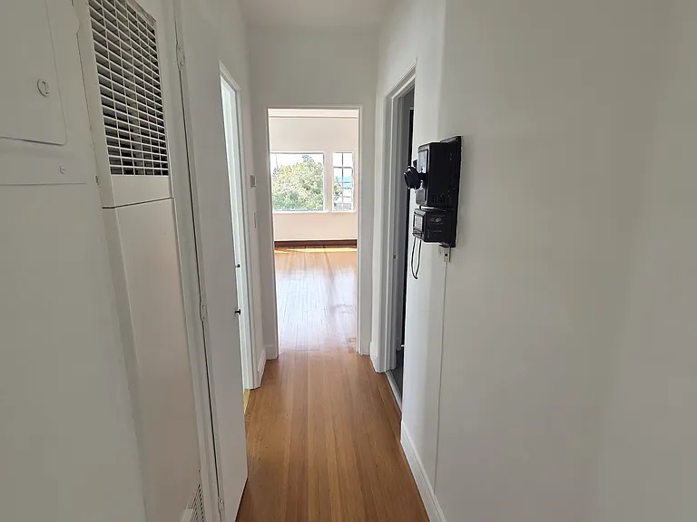 1535 Shattuck Ave #4 — Photo 8
