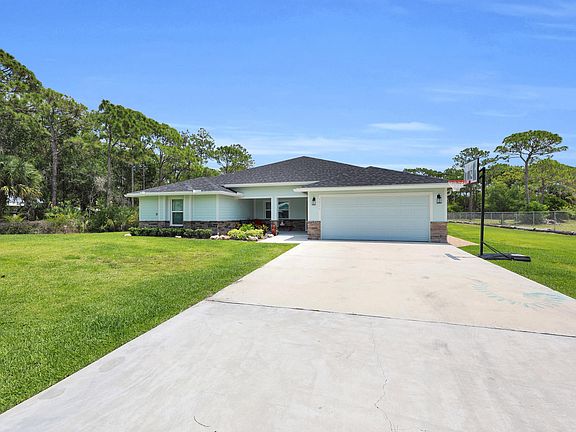 5th image of 5566 Pinetree Drive