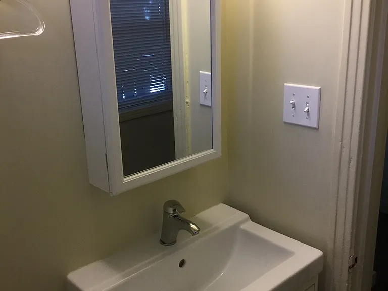 1701 Lake St #&-1704 — Photo 18